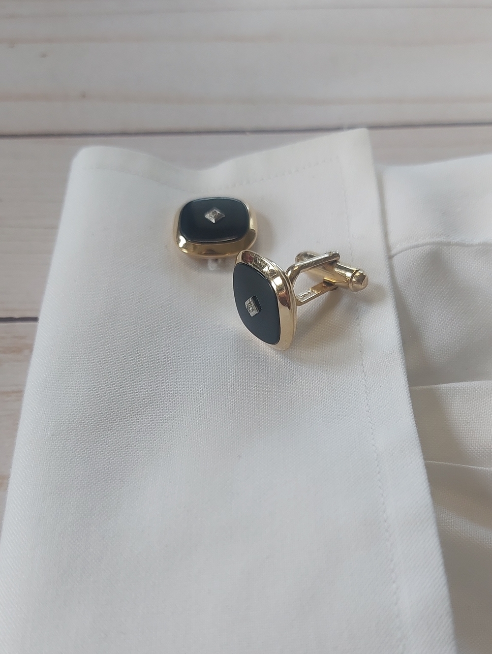 12K GF Black Onyx Square Cufflinks with Center Diamond Accent